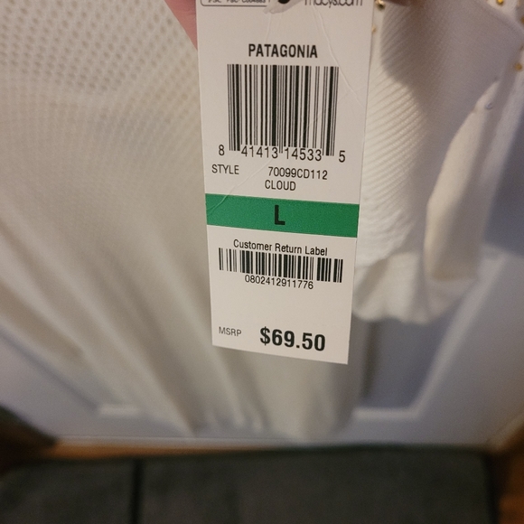 Thalia L 2pc Long sleeved sweater w/ sequined tank Ivory color - Picture 5 of 12